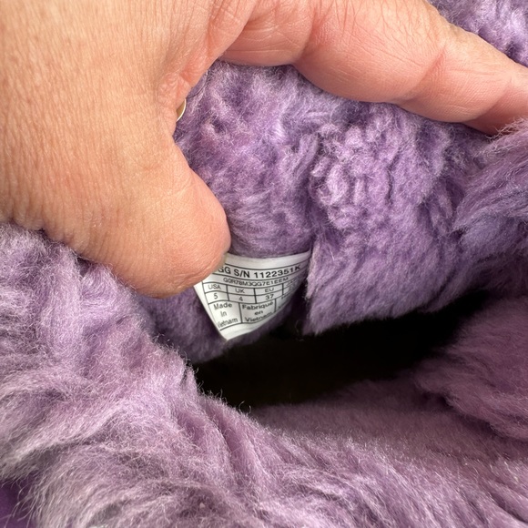 UGG Australia Boots Kids 5 Mini Bailey Bow II Butterfly Purple - Picture 2 of 7